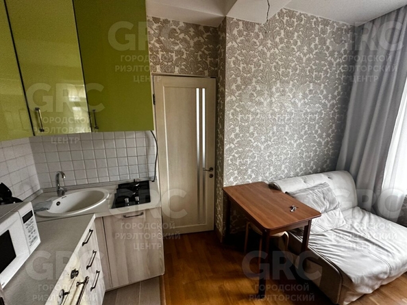 
   Продам 1-комнатную, 24.6 м², Чехова пер, 8

. Фото 3.