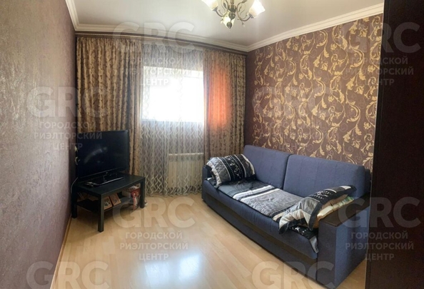 
   Продам 3-комнатную, 60 м², Крымская ул, 40

. Фото 1.