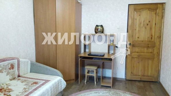 
   Продам 2-комнатную, 59 м², Макаренко ул, 34

. Фото 1.
