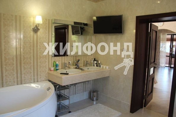 
   Продам 6-комнатную, 1000 м², Дальняя ул, 1

. Фото 35.