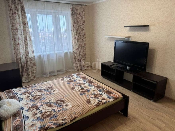 
  Сдам в аренду 1-комнатную квартиру, 40 м², Краснодар

. Фото 3.