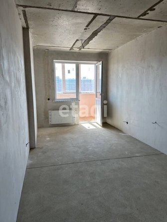 
   Продам 2-комнатную, 50.5 м², Набережная ул, 1/6

. Фото 6.