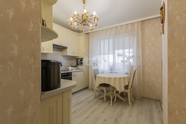 
   Продам 3-комнатную, 64 м², Героя Хабибуллина ул, 6

. Фото 12.