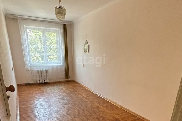 
   Продам 3-комнатную, 59.8 м², Атарбекова ул, 44

. Фото 2.