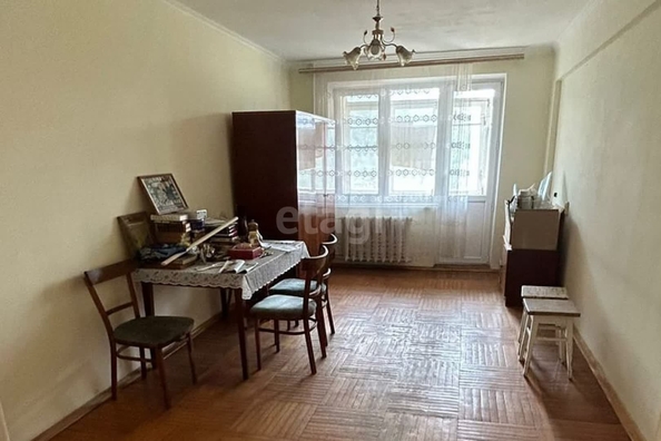 
   Продам 3-комнатную, 59.8 м², Атарбекова ул, 44

. Фото 3.