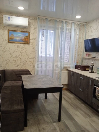 
   Продам 1-комнатную, 40 м², Цезаря Куникова ул, 35

. Фото 5.