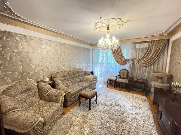 
   Продам 3-комнатную, 73.3 м², Тургенева ул, 181

. Фото 1.