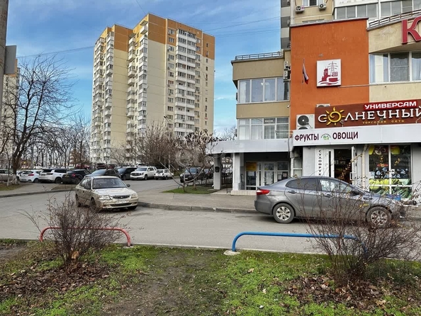 
   Продам 2-комнатную, 64.7 м², Героя Аверкиева А.А. ул, 22

. Фото 17.