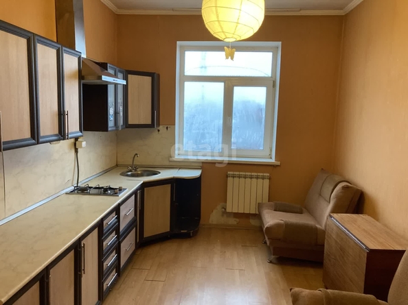 
   Продам 3-комнатную, 86.4 м², Изосимова ул, 20

. Фото 3.