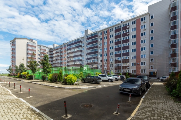 
   Продам 1-комнатную, 35 м², краеведа Соловьёва В.А. ул, 6/2

. Фото 24.