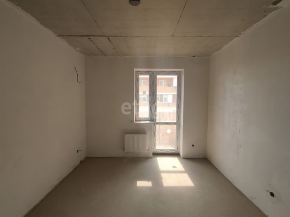 
   Продам студию, 18.8 м², Комарова ул, 106б/3

. Фото 2.