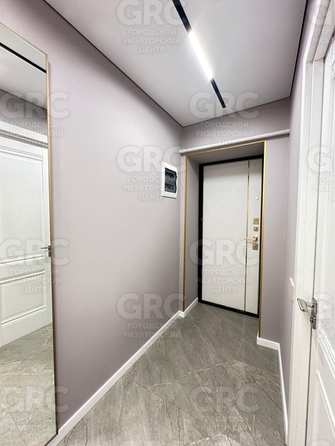 
   Продам 3-комнатную, 62 м², Просвещения ул, 81

. Фото 16.