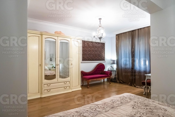 
   Продам 3-комнатную, 130 м², Сухумское шоссе ул, 13/8

. Фото 24.