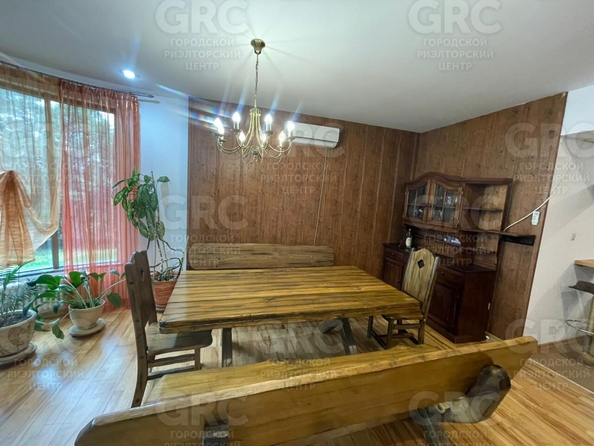 
   Продам дом, 500 м², Сочи

. Фото 10.