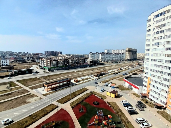 
   Продам 1-комнатную, 42 м², Ленина ул, 233

. Фото 27.