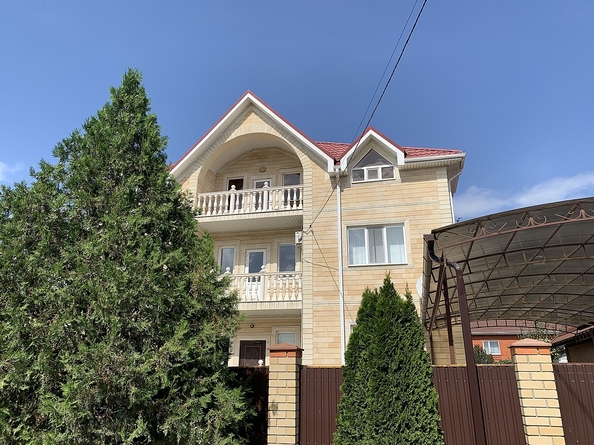 
   Продам дом, 550 м², Витязево

. Фото 2.