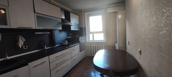 
   Продам 4-комнатную, 93 м², Ленина ул, 143

. Фото 18.