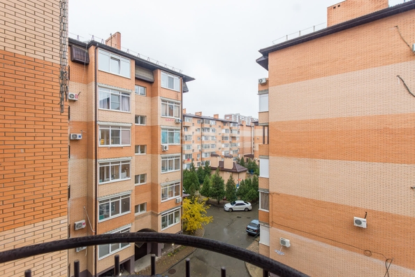 
   Продам 3-комнатную, 73.4 м², Сергея Есенина ул, 131

. Фото 27.