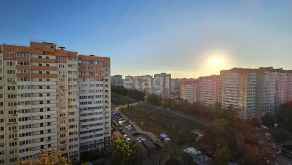 
   Продам 2-комнатную, 60.1 м², Героя Аверкиева А.А. ул, 13

. Фото 7.