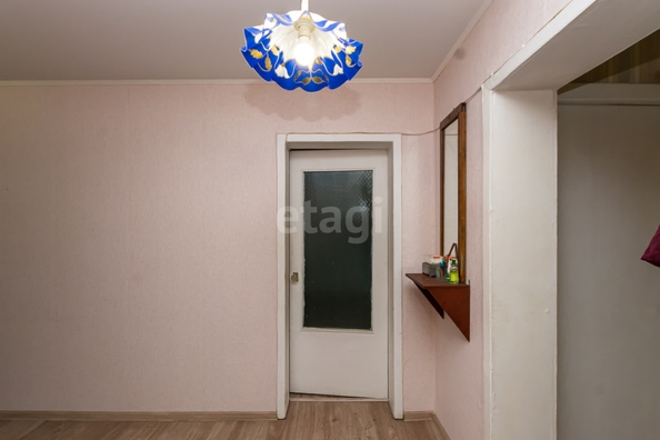 
   Продам 2-комнатную, 51.8 м², 70-летия Октября ул, 4

. Фото 23.