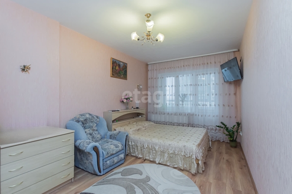 
   Продам 3-комнатную, 86.7 м², 1-го Мая ул, 91

. Фото 1.