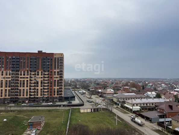 
   Продам 2-комнатную, 52 м², Жириновского ул, 1/8

. Фото 11.