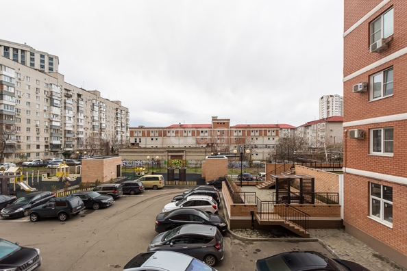 
   Продам 1-комнатную, 39.8 м², Школьная ул, 13/9

. Фото 11.