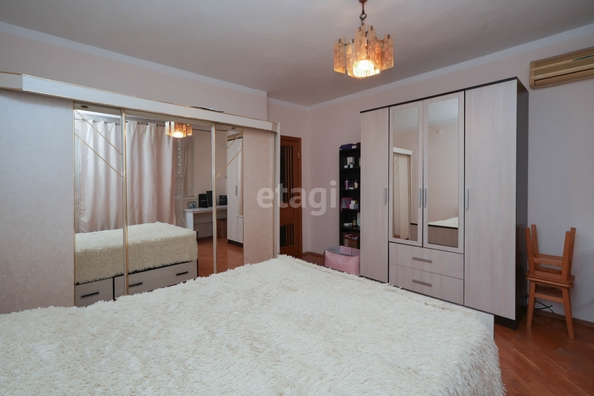 
   Продам 2-комнатную, 102.7 м², Академика Пустовойта ул, 6

. Фото 5.