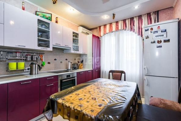 
   Продам 3-комнатную, 103.1 м², Атарбекова ул, 7

. Фото 8.