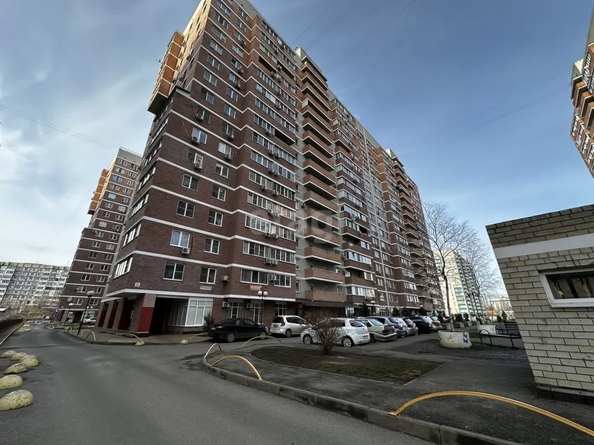 
   Продам 2-комнатную, 62.8 м², Гидростроителей ул, 59

. Фото 15.