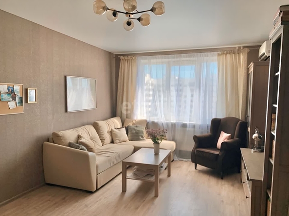 
   Продам 2-комнатную, 56.9 м², Котлярова Н.С. ул, 21

. Фото 1.