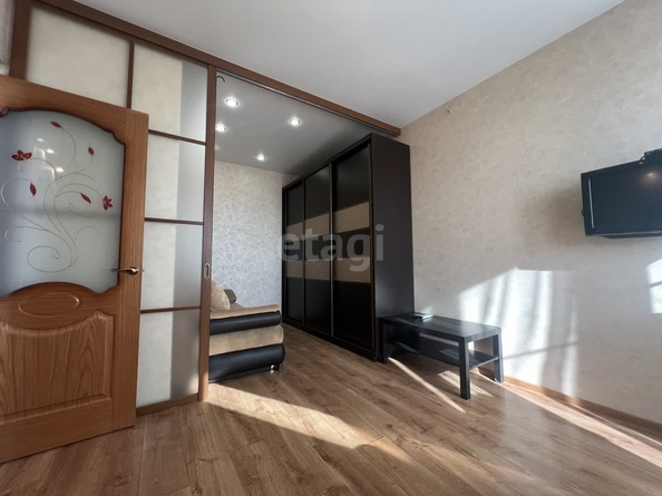 
   Продам 1-комнатную, 35.1 м², Российская ул, 70/6

. Фото 2.