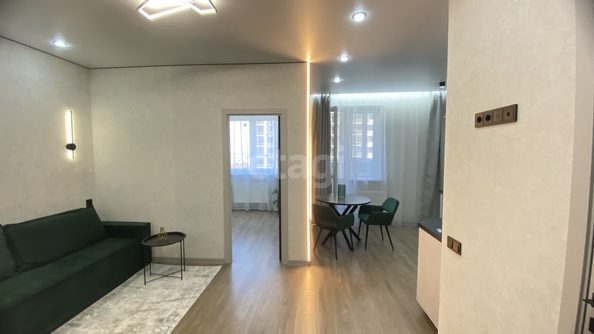 
   Продам 2-комнатную, 34 м², Евгении Жигуленко ул, 13/2

. Фото 4.