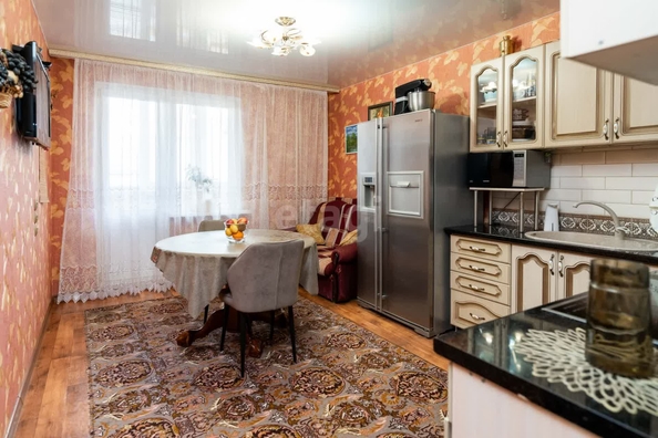 
   Продам 2-комнатную, 67.4 м², Снесарева ул, 8

. Фото 18.