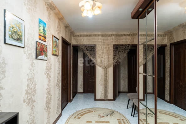 
   Продам 2-комнатную, 67.4 м², Снесарева ул, 8

. Фото 25.