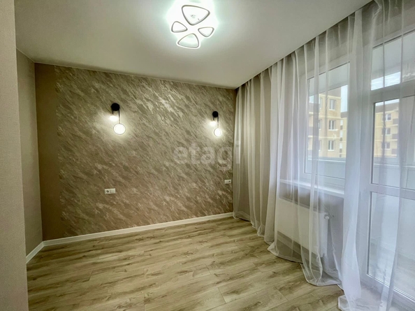 
   Продам 1-комнатную, 35 м², Героя Ростовского ул, 8/5

. Фото 3.