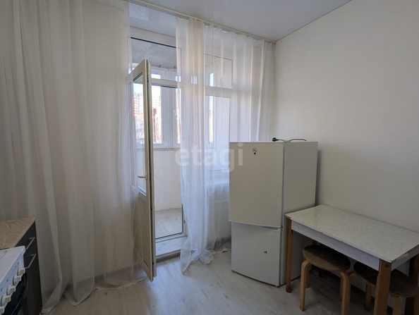 
   Продам 1-комнатную, 35.4 м², Героя Николая Шевелёва ул, 7

. Фото 3.