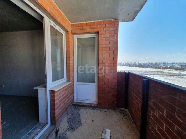 
   Продам 3-комнатную, 77.6 м², генерала Петрова И.Т. ул, 2/2

. Фото 6.