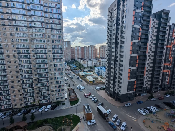 
   Продам 2-комнатную, 54.7 м², Героя Георгия Бочарникова ул, 4/2

. Фото 18.