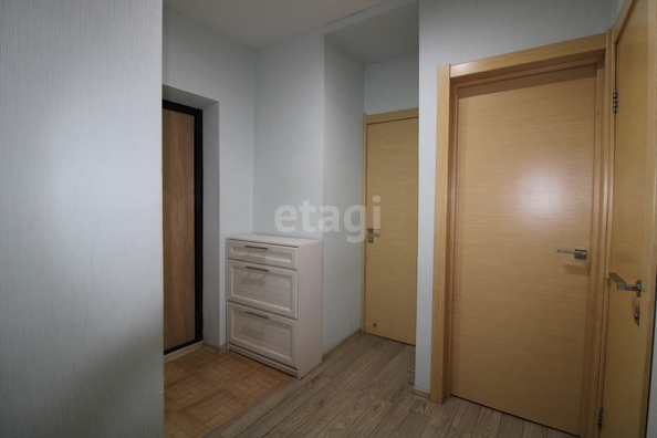 
   Продам 2-комнатную, 44.3 м², Защитников Отечества ул, 5

. Фото 11.