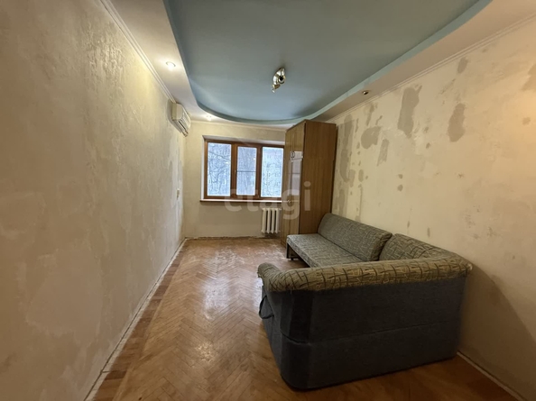 
   Продам 2-комнатную, 43 м², Стасова ул, 143

. Фото 4.