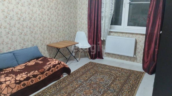 
   Продам 1-комнатную, 34.6 м², Заполярная ул, 39/10

. Фото 1.