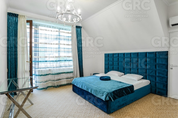 
   Продам коттедж, 260 м², Сочи

. Фото 14.