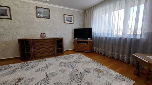 
   Продам 2-комнатную, 93 м², Родниковая ул, 2/4

. Фото 10.