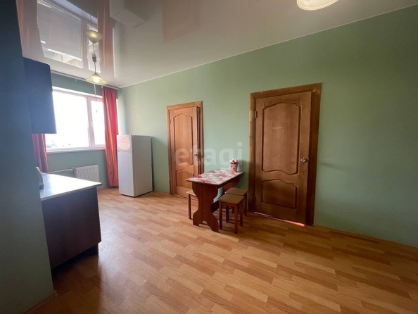 
  Сдам в аренду 2-комнатную квартиру, 40 м², Краснодар

. Фото 2.