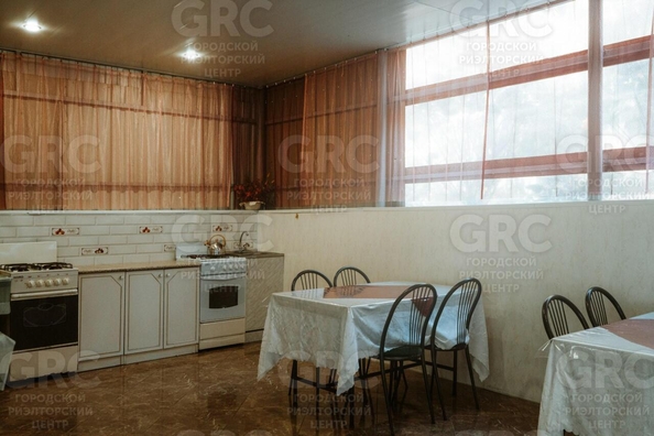 
   Продам дом, 340 м², Сочи

. Фото 7.