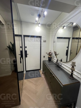 
  Продается 4-комн. квартира, 98 м², Горького ул, д. 87/1
. Фото 2.