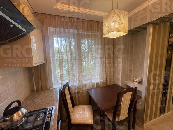
   Продам 1-комнатную, 26.9 м², Ульянова ул, 107

. Фото 1.