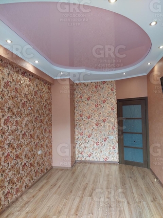 
   Продам 2-комнатную, 50.8 м², Ленина ул, 288

. Фото 7.