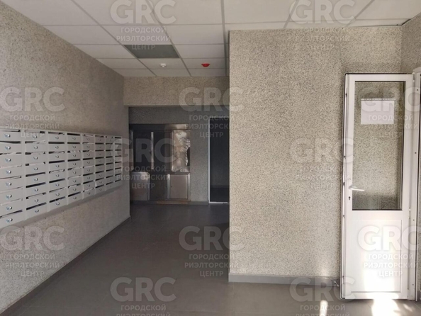 
   Продам студию, 42 м², Батумское шоссе ул, 69/1Б

. Фото 9.